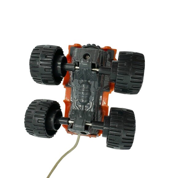 Hasbro 2011 McDonalds Happy Meal Tonka Jeep Monster Truck   Burnt Orange w/ tow - Picture 5 of 5